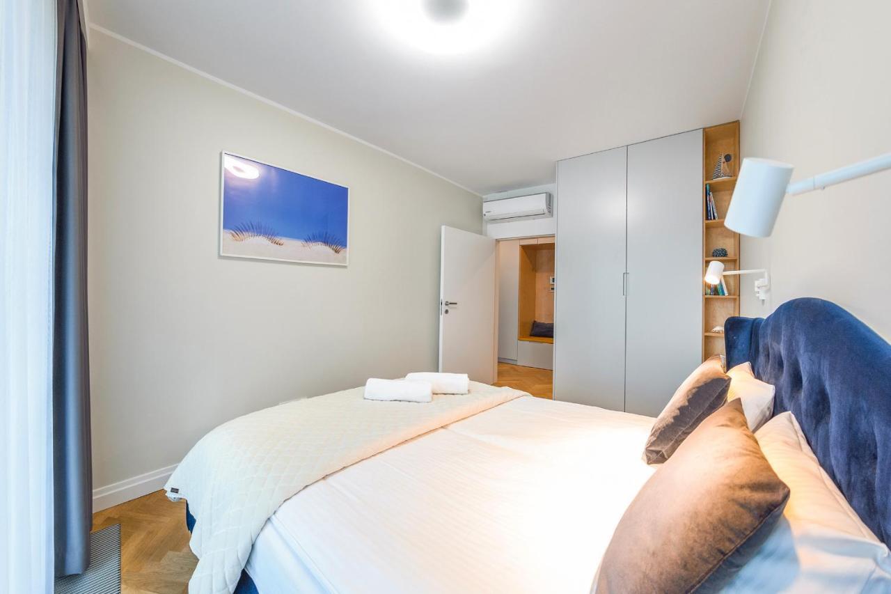 Golden Star***** - Yacht Park