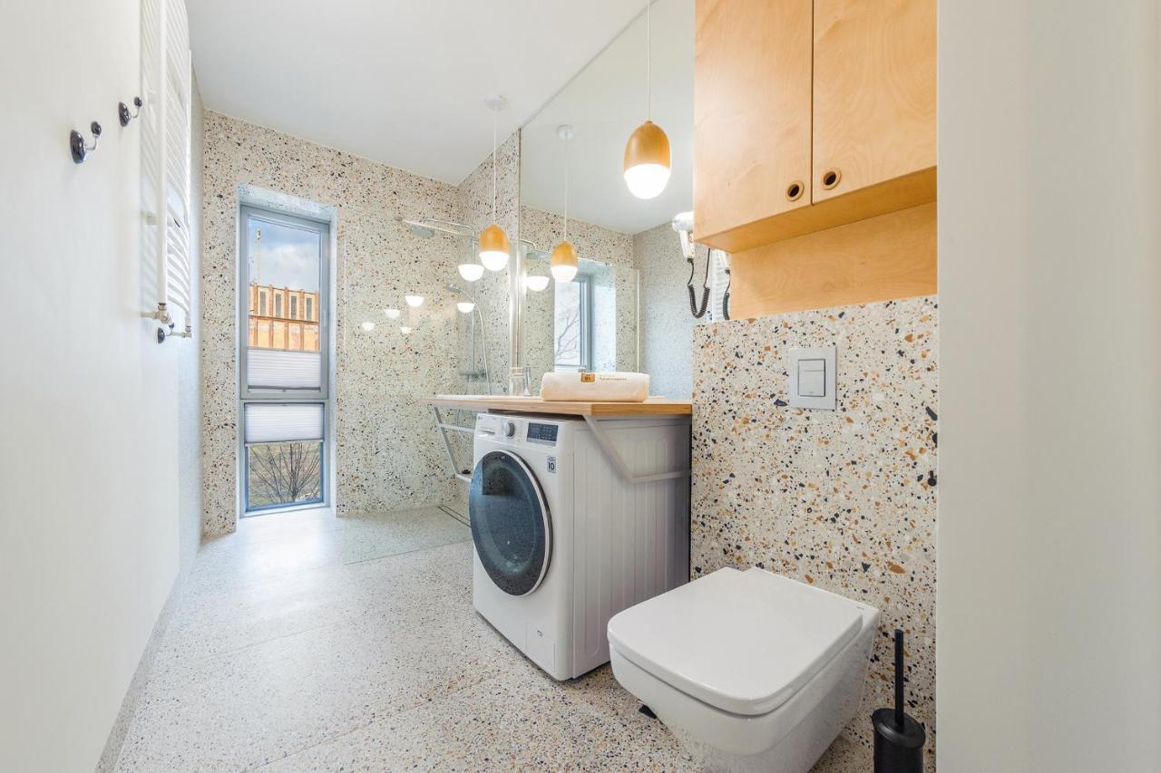 Golden Star***** - Yacht Park Apartment *